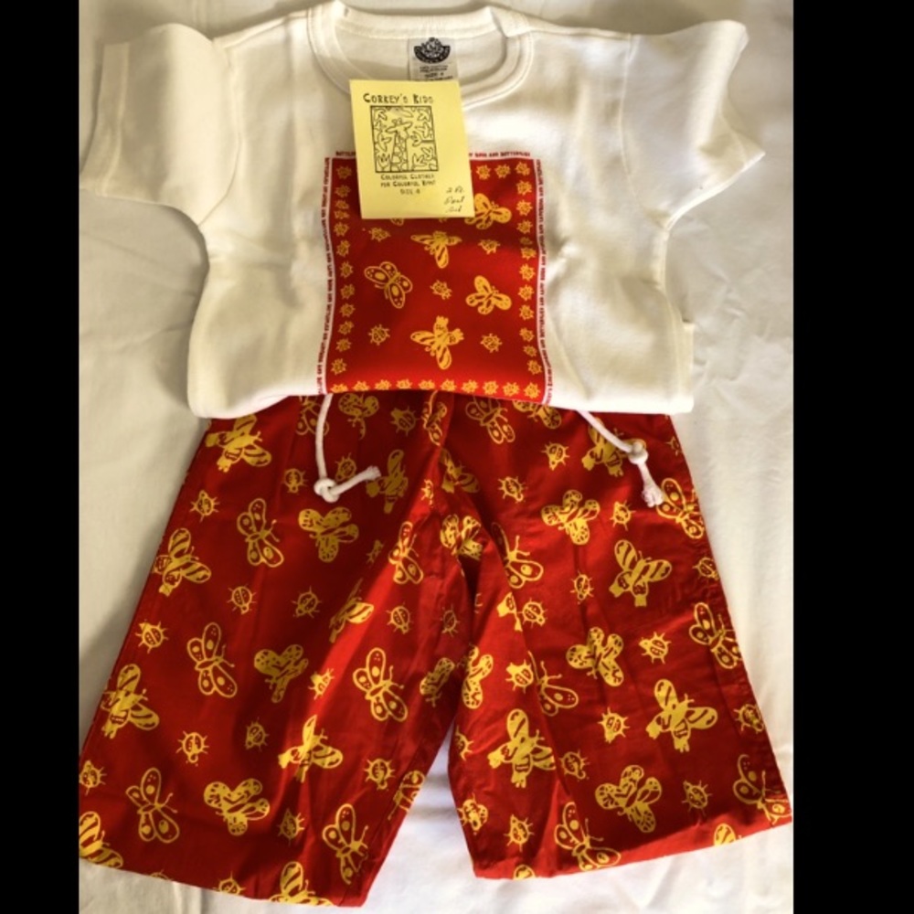 Corkey’s Kids 2-piece T-shirt/Pants Set